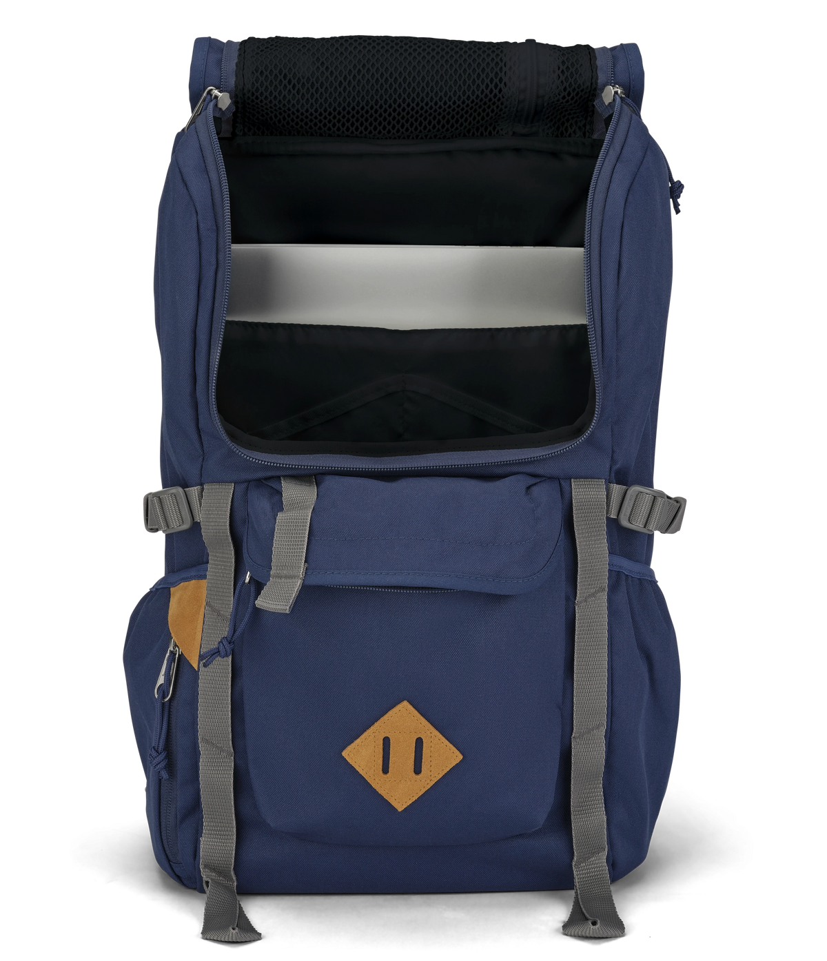 hatchet-backpack-x8 JS0A47J4003-DET2.webp